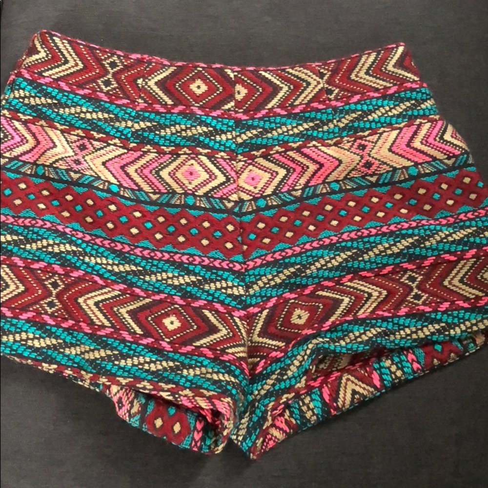Shorts with design!